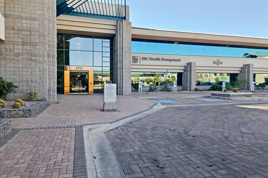 More Photos Of 6710 N Scottsdale Rd, Scottsdale Coworking Space