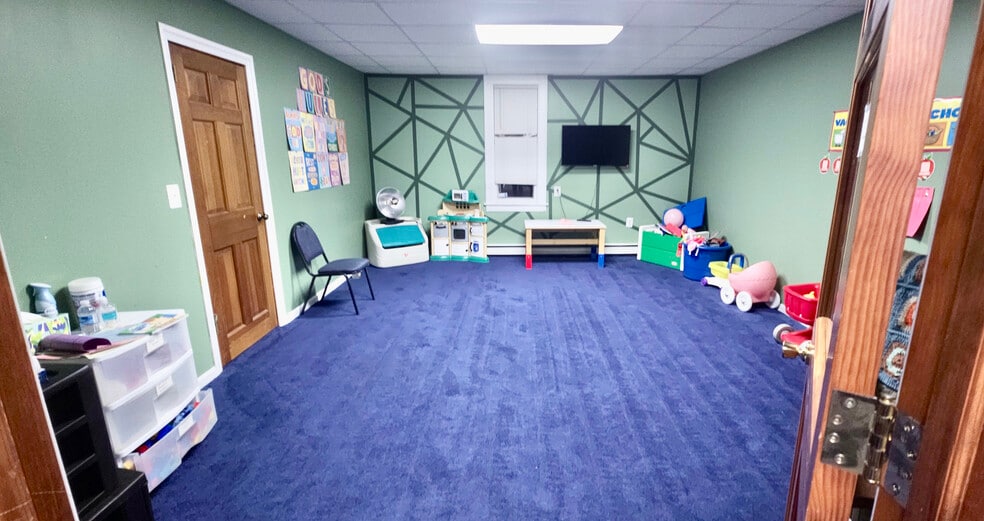 More Photos Of 45504 Cass Ave, Utica Religious Facility For Sale