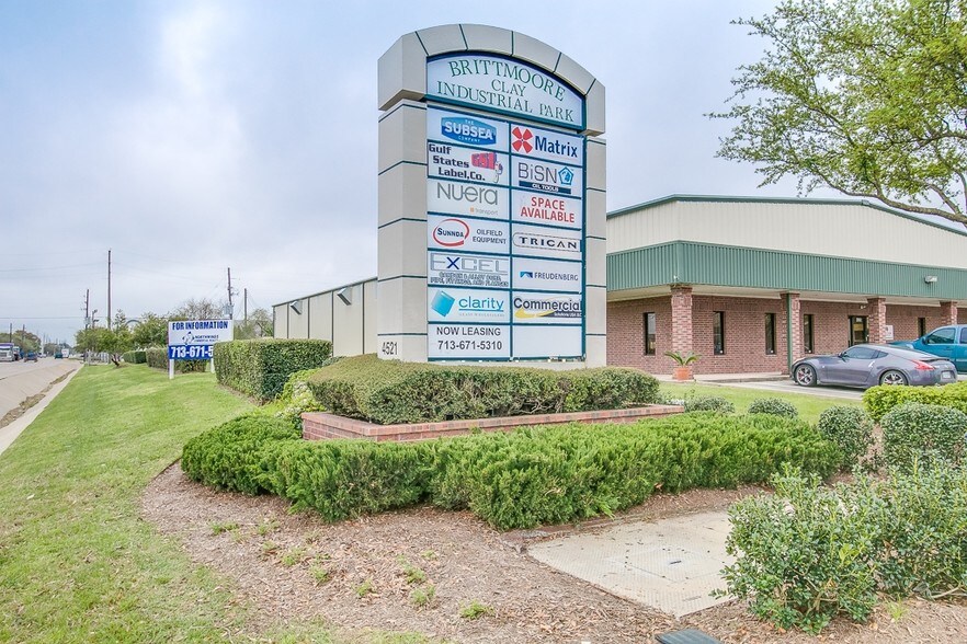More Photos Of 4525-4555 Brittmoore Rd, Houston Unknown For Lease