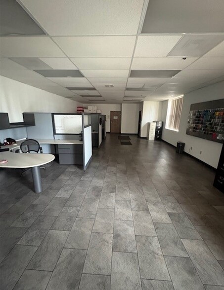More Photos Of 3101 Camino Del Sol, Oxnard Manufacturing For Lease