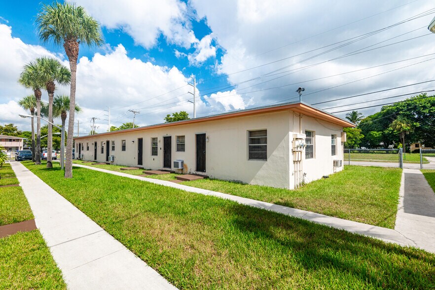 More Photos Of 2412 NW 58th St, Miami Apartments For Sale