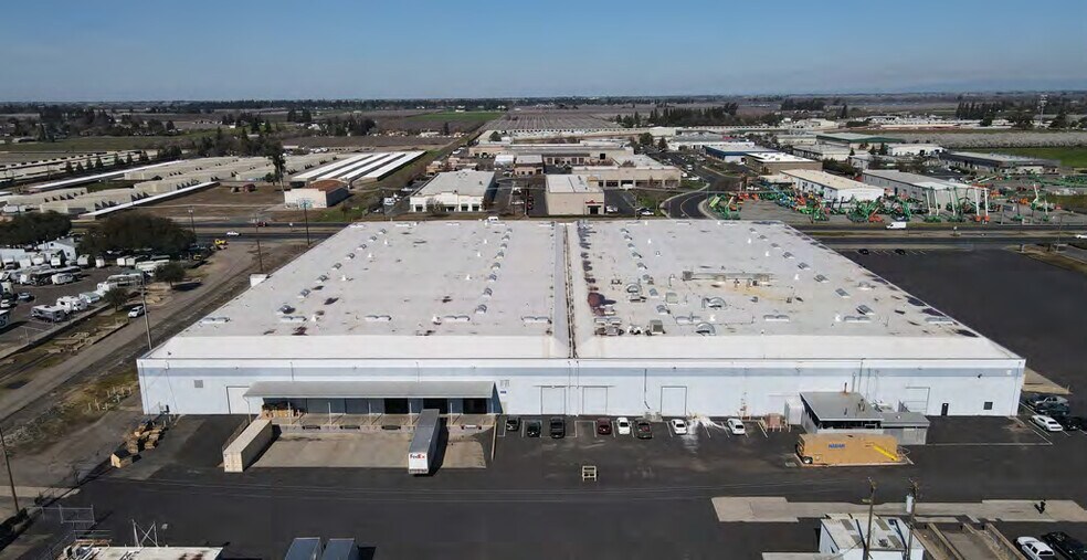 More Photos Of 700 Kiernan Ave, Modesto Unknown For Lease
