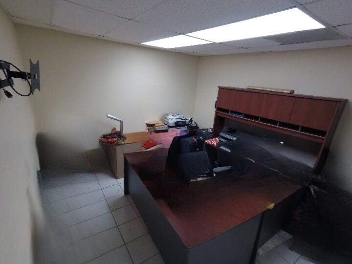 More Photos Of 3131 W Okeechobee Rd, Hialeah Auto Dealership For Sale