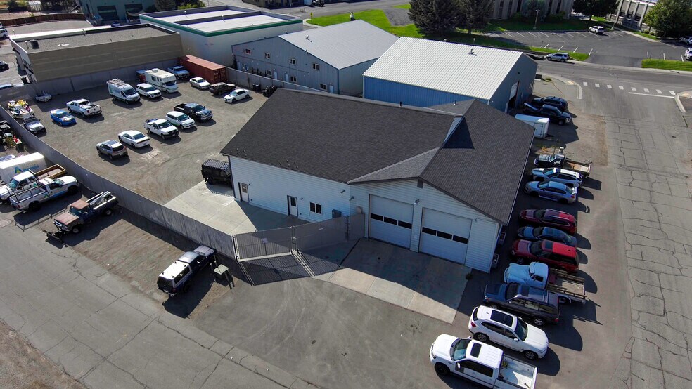 More Photos Of , Hailey Unknown For Sale