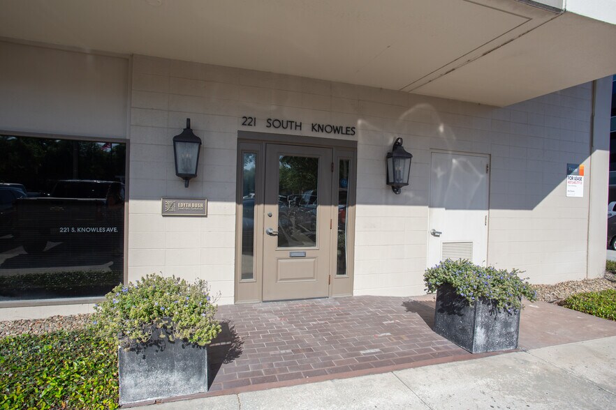 More Photos Of 221 S Knowles Ave, Winter Park Office For Lease