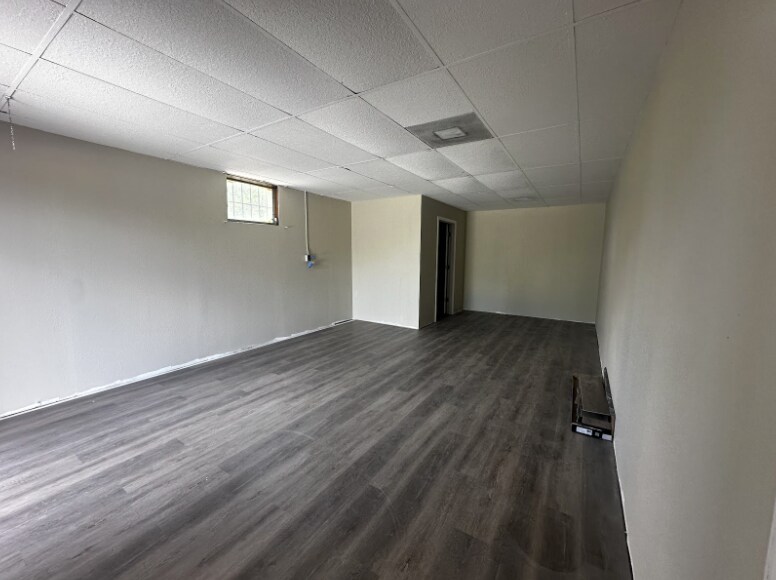 More Photos Of 16300 E Colonial Dr, Orlando General Retail For Sale