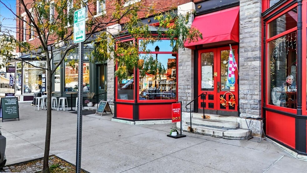 More Photos Of 10 Merchants Row, Middlebury Apartments For Sale