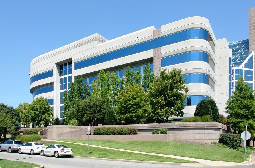 More Photos Of 2400 Patterson St, Nashville Medical For Lease