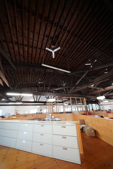 More Photos Of 1 Lexington & Revere Ave, Bethpage Warehouse For Sale