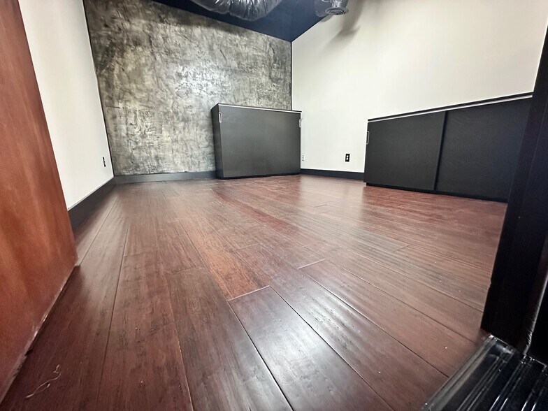 More Photos Of 610 2nd St, Davis Storefront Retail Office For Lease