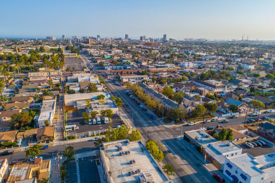 More Photos Of 1941 Atlantic Ave, Long Beach Convenience Store For Sale
