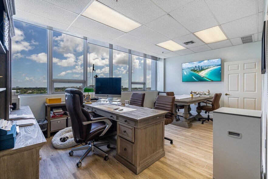 More Photos Of 2455 E Sunrise Blvd, Fort Lauderdale Loft Creative Space For Sale