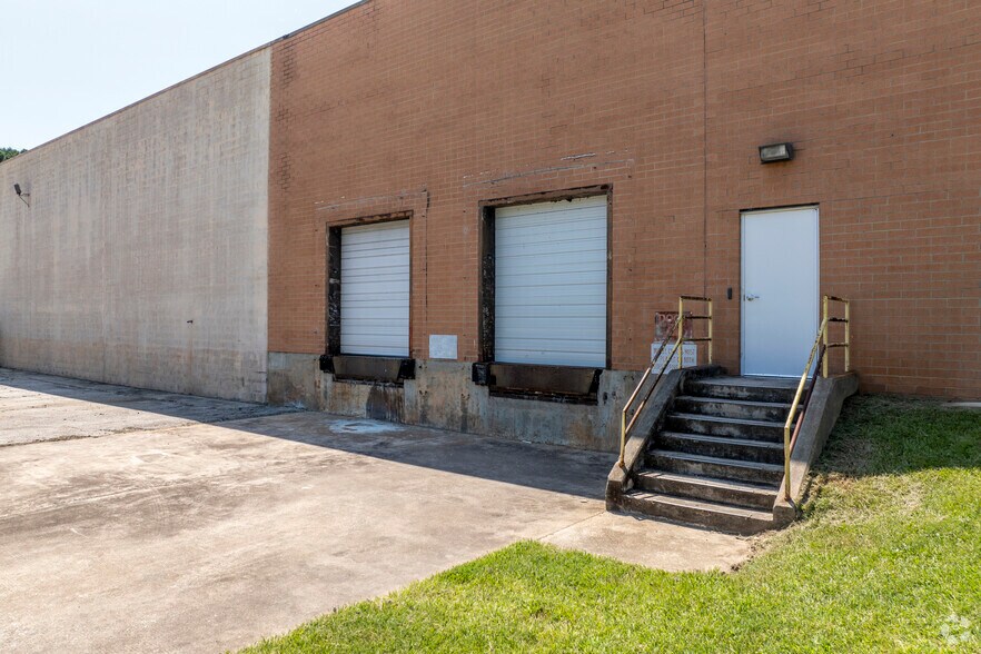 More Photos Of 1022 McCormick Hwy, Lincolnton Distribution For Lease