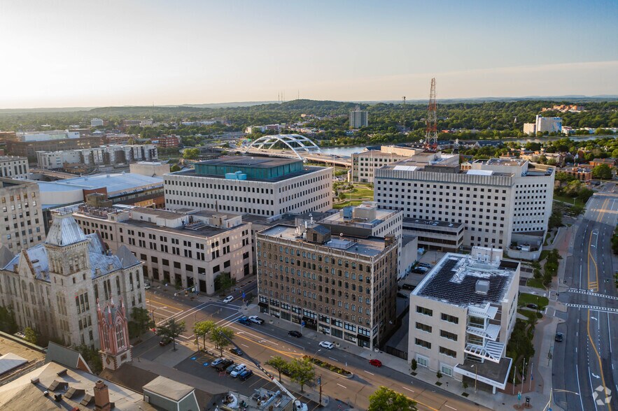 More Photos Of 65 W Broad St, Rochester Apartments For Lease
