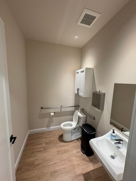 More Photos Of 4273 Northlake Blvd, Palm Beach Gardens Office For Lease