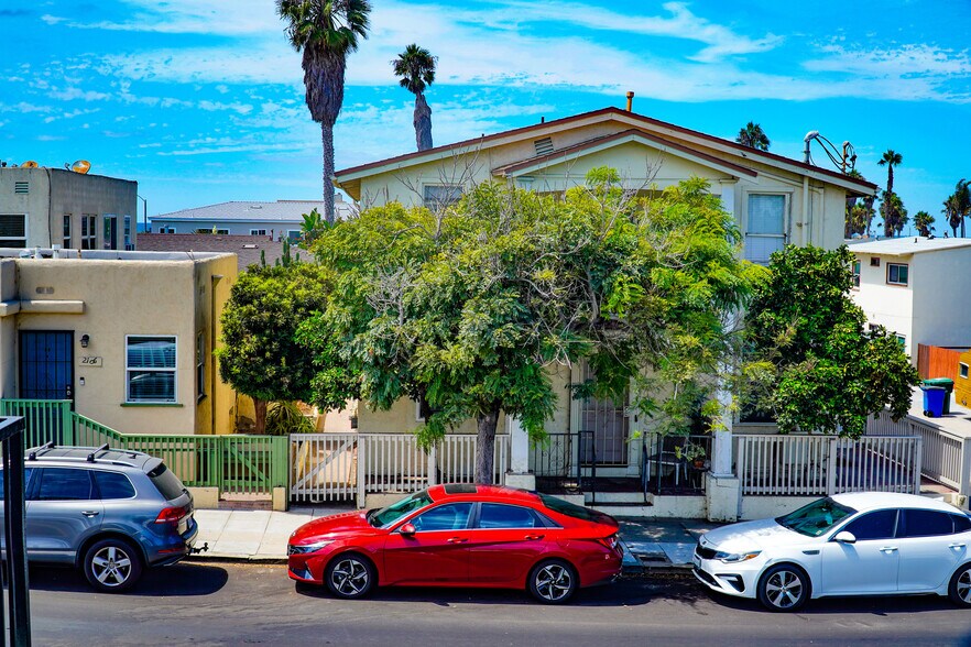 More Photos Of 2114 Abbott St, San Diego Apartments For Sale