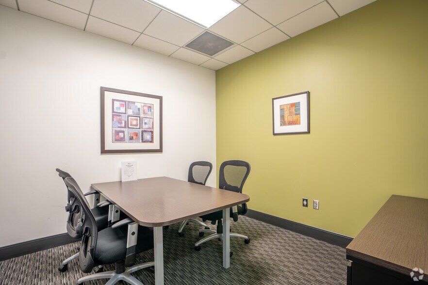 More Photos Of 445 Dexter Ave, Montgomery Coworking Space