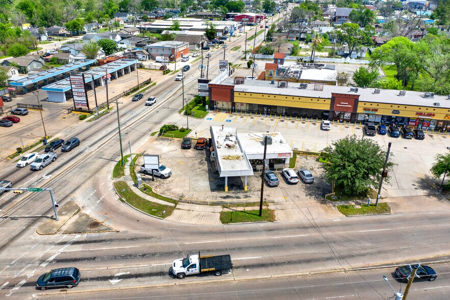 Primary Photo Of 9322 Fulton St, Houston Restaurant For Sale
