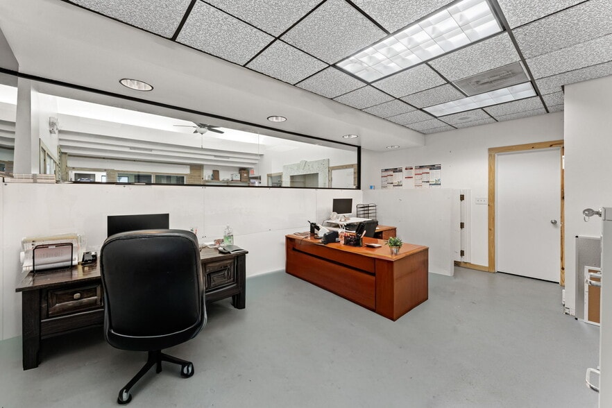 More Photos Of 340 King St, Cocoa Office For Sale