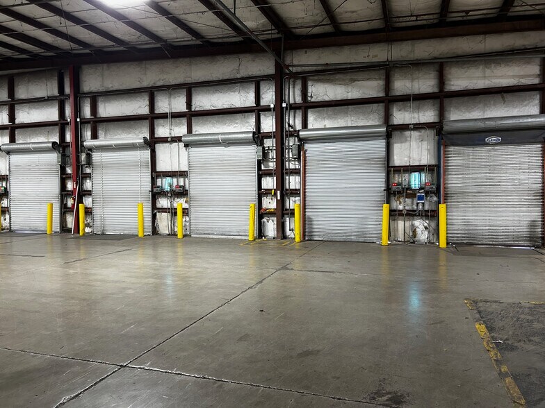 More Photos Of 2401 Blue Springs Rd, Cleveland Manufacturing For Sale
