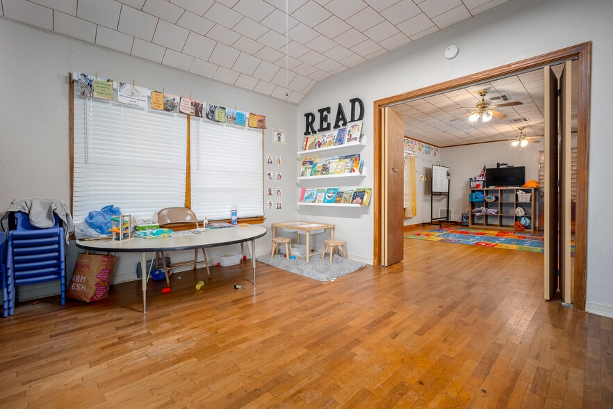 More Photos Of 605 Main st, Velma Religious Facility For Sale