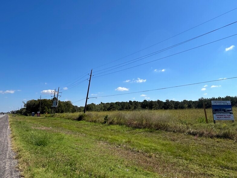More Photos Of 1033 W. Highway 90, Dayton Land For Sale