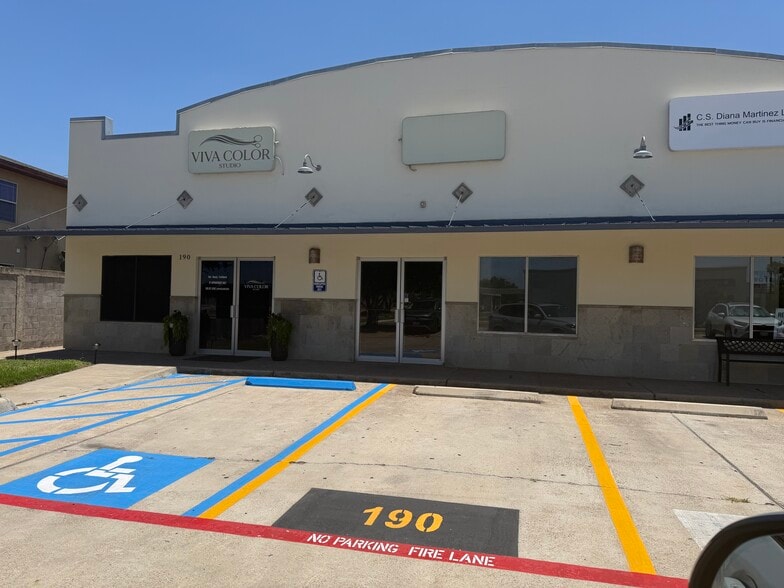 More Photos Of 9803 Sterling Loop, Laredo Storefront Retail Office For Sale