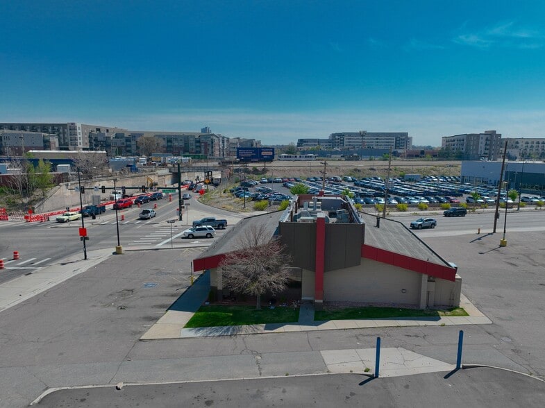 More Photos Of 900 W Alameda Ave, Denver Restaurant For Sale