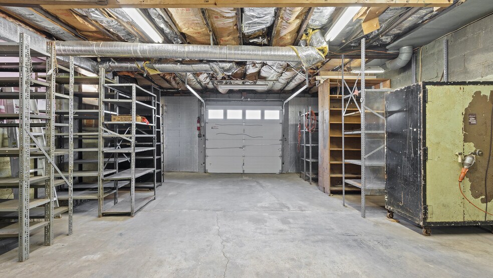 More Photos Of 1201 Oakridge Rd, Mc Donald Industrial For Sale