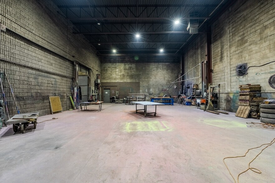 More Photos Of 9 Hawk St, Nanticoke Industrial For Sale