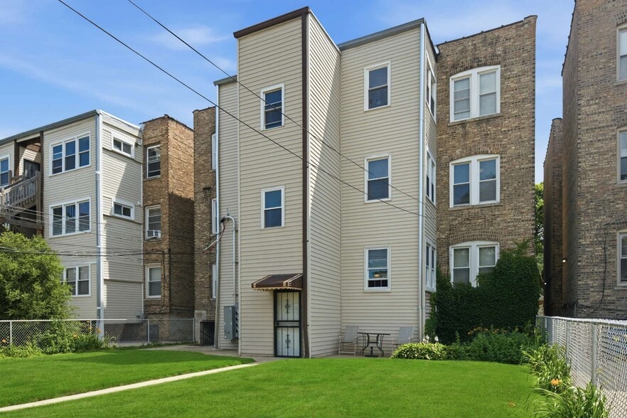 More Photos Of 8138 S Calumet Ave, Chicago Apartments For Sale