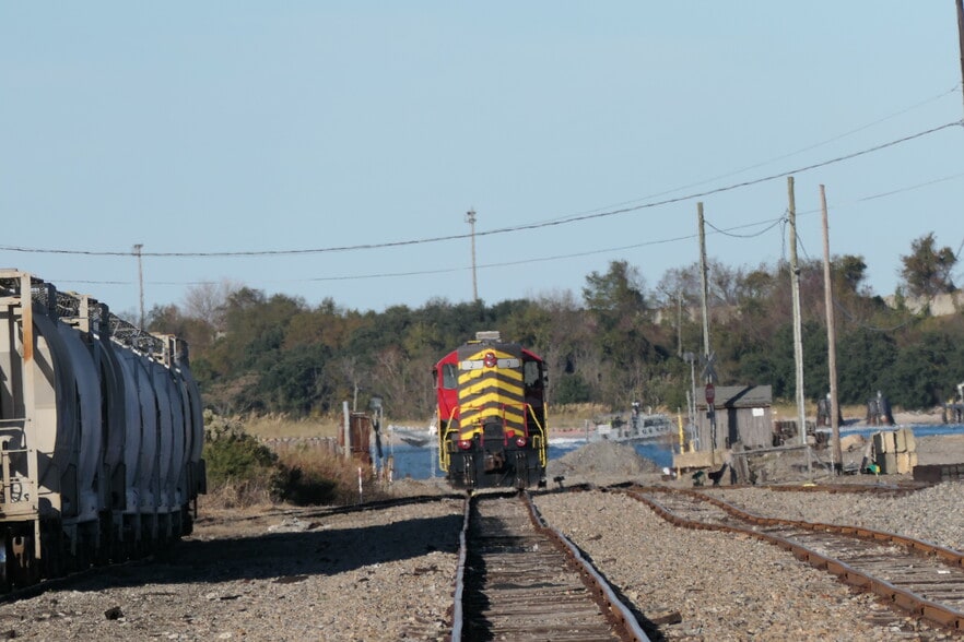 More Photos Of 2429 Ferry Rd, Virginia Beach Land For Lease