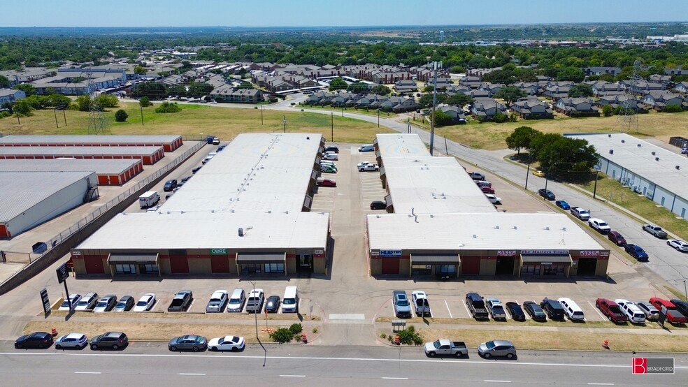 More Photos Of 8851 West Fwy, Fort Worth Unknown For Lease