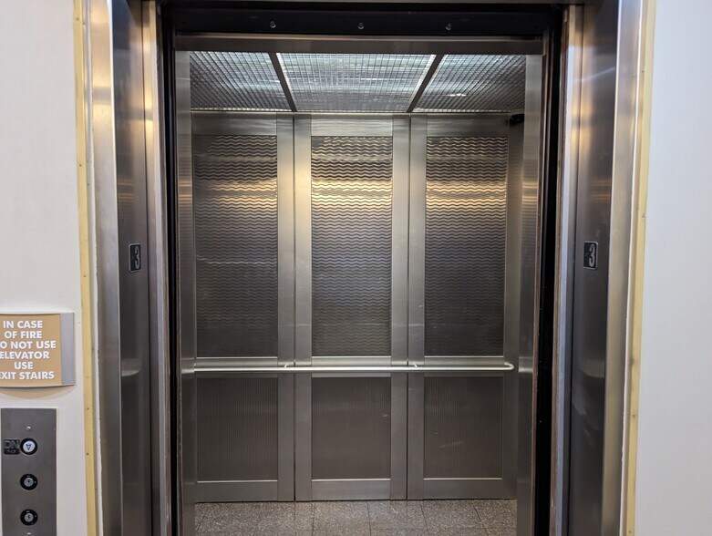 More Photos Of 556 N Diamond Bar Blvd, Diamond Bar Office For Sale