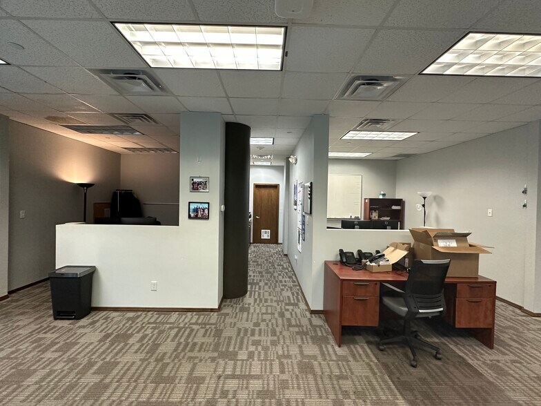 More Photos Of 1120 E Kennedy Blvd, Tampa Office For Sale