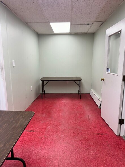 More Photos Of 10 Summit Ave, Berkeley Heights Warehouse For Lease