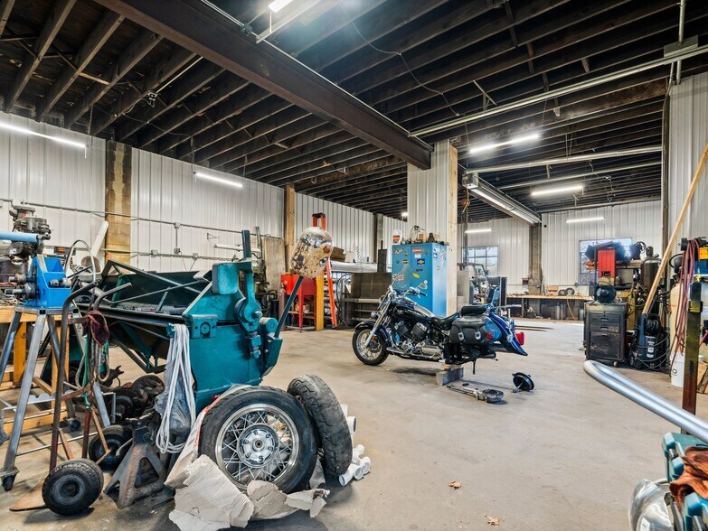 More Photos Of 4579 N Park St, Reed City Warehouse For Sale