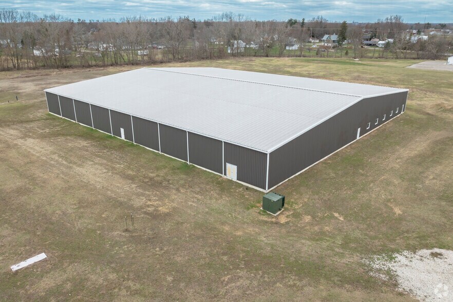 More Photos Of 300 Hammontree Dr, Morenci Warehouse For Sale