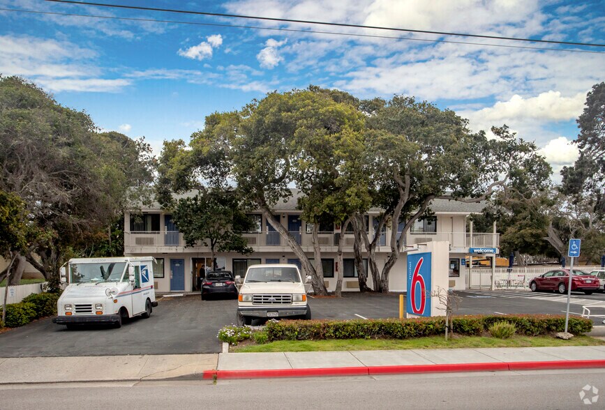 More Photos Of 2124 Fremont St, Monterey Hospitality For Sale