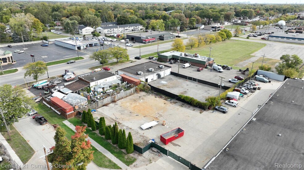 More Photos Of 22909-22917 Van Born Rd, Taylor Freestanding For Sale