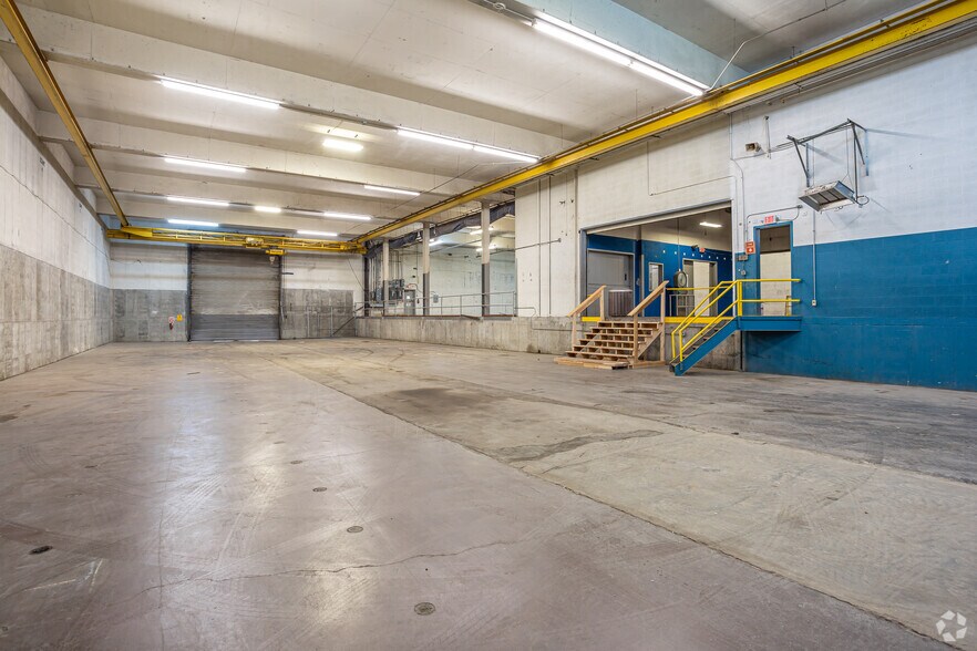 More Photos Of 1315 W 12th St, Kansas City Warehouse For Lease