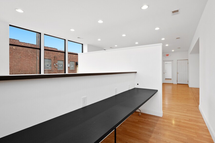 More Photos Of 6830 Gravois Ave, Saint Louis Storefront Retail Office For Lease