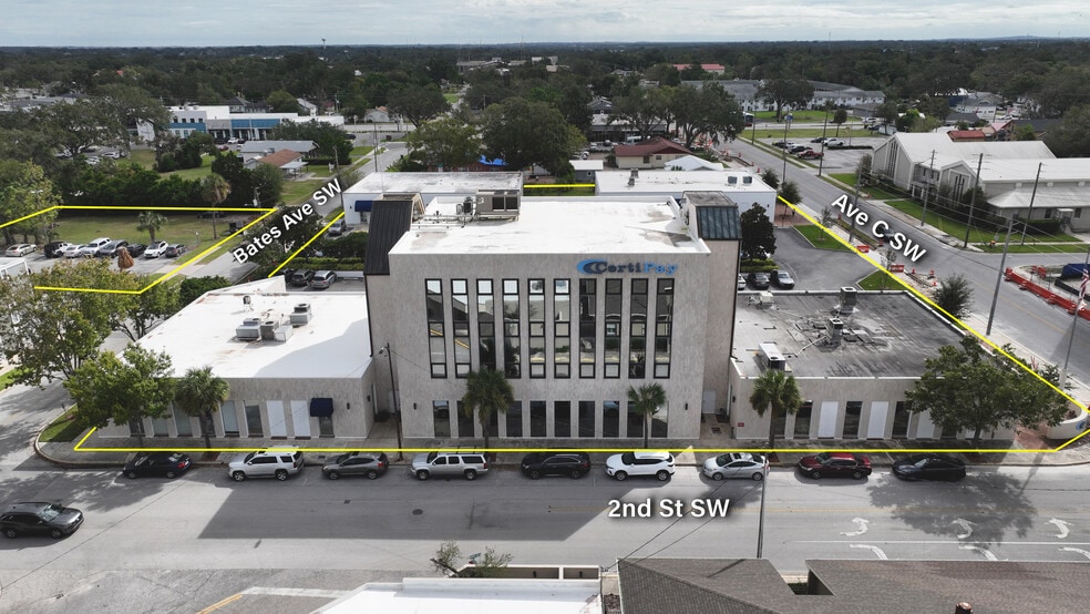 More Photos Of 147 Avenue C SW, Winter Haven Office For Lease