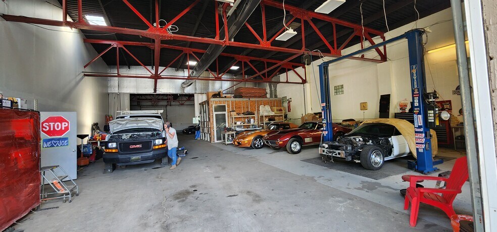 More Photos Of 701 7th St, Clairton Warehouse For Sale