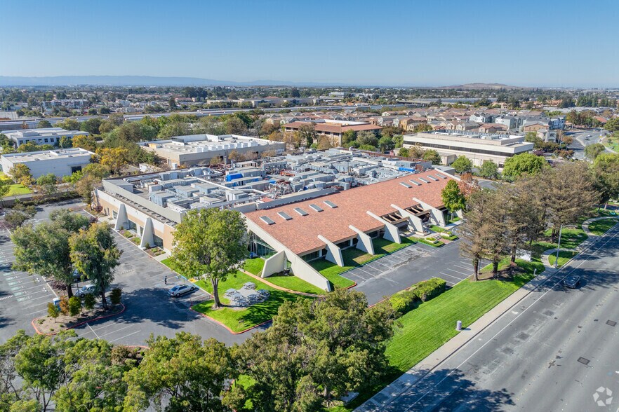 More Photos Of 195 S Milpitas Blvd, Milpitas Research And Development For Lease