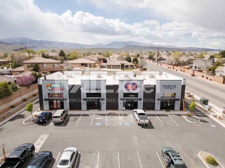 Primary Photo Of 3687 Pioneer Pky, Santa Clara General Retail For Sale