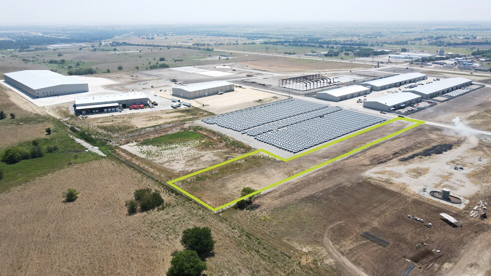 More Photos Of Leopard Road, Rhome Land For Lease