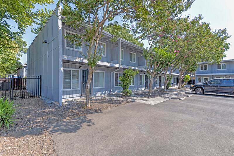 More Photos Of 810 W 1st Ave, Chico Multifamily For Sale