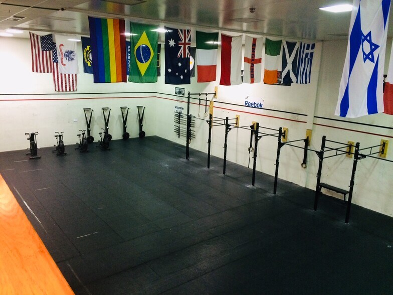 More Photos Of 1341 Mclaughlin Run Rd, Pittsburgh Warehouse For Sale