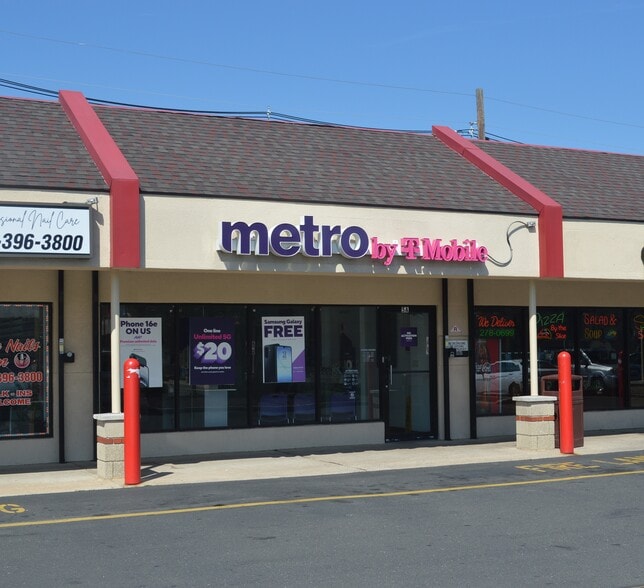 More Photos Of 410 Lalor St, Trenton Unknown For Lease